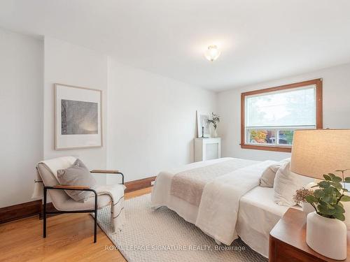 24 Chilton Rd, Toronto, ON - Indoor Photo Showing Bedroom