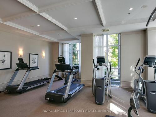 804-38 Fontenay Crt, Toronto, ON - Indoor Photo Showing Gym Room