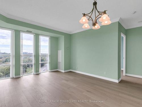 804-38 Fontenay Crt, Toronto, ON - Indoor Photo Showing Other Room