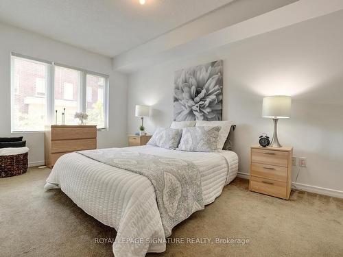 133-5 Elsie Lane, Toronto, ON - Indoor Photo Showing Bedroom