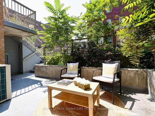 133-5 Elsie Lane, Toronto, ON - Outdoor With Exterior