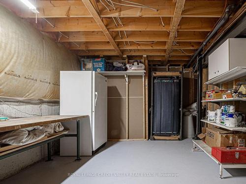 1460 Bancroft Dr, Mississauga, ON - Indoor Photo Showing Basement