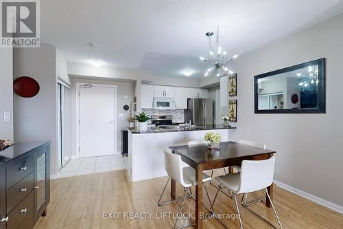 423 - 10 Mendelssohn Street, Toronto (Clairlea-Birchmount), ON - Indoor Photo Showing Dining Room