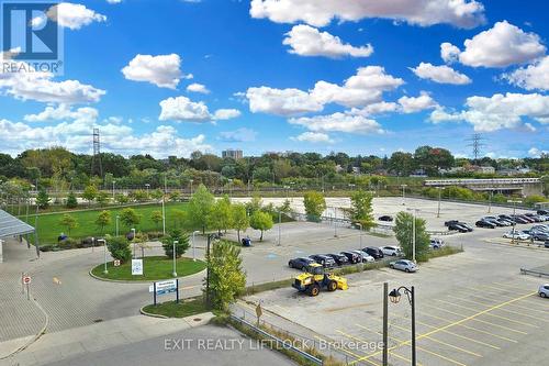 423 - 10 Mendelssohn Street, Toronto (Clairlea-Birchmount), ON - Outdoor With View