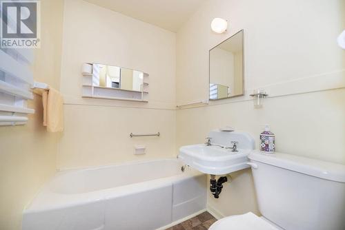 46 Thomson Crescent, Deep River, ON - Indoor Photo Showing Bathroom