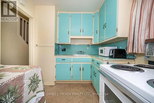 46 Thomson Crescent, Deep River, ON - Indoor Photo Showing Kitchen