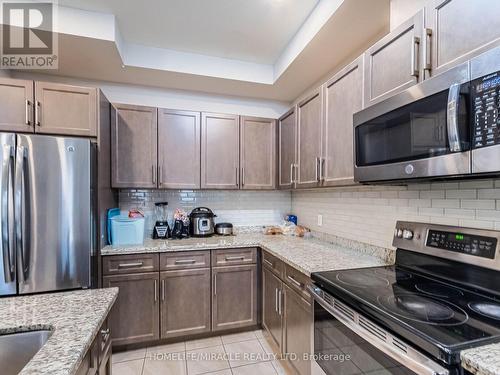 61 Sonoma Valley Crescent, Hamilton, ON - Indoor Photo Showing Kitchen With Stainless Steel Kitchen With Upgraded Kitchen