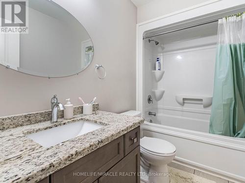 61 Sonoma Valley Crescent, Hamilton, ON - Indoor Photo Showing Bathroom