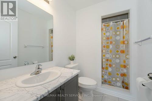 2 Waterville Way, Caledon, ON - Indoor Photo Showing Bathroom