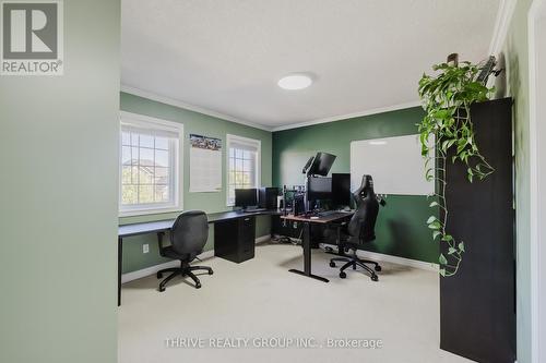 1007 Byronmanor Road, London, ON - Indoor Photo Showing Office