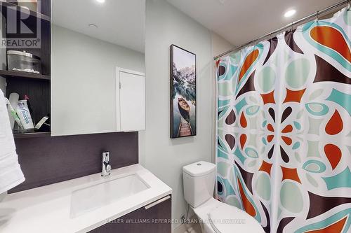 112 - 55 Regent Park Boulevard, Toronto, ON - Indoor Photo Showing Bathroom