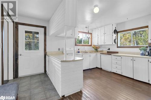 4388 Henderson Road, Arden, ON - Indoor Photo Showing Kitchen