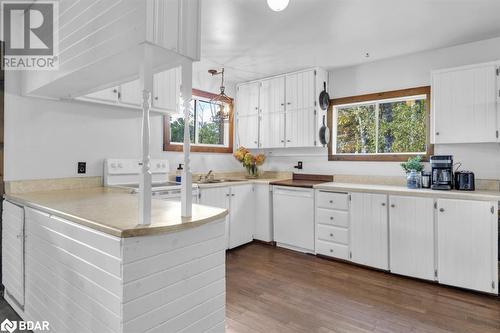 4388 Henderson Road, Arden, ON - Indoor Photo Showing Kitchen With Double Sink