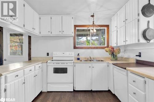 4388 Henderson Road, Arden, ON - Indoor Photo Showing Kitchen With Double Sink