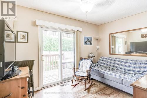 381 Walter Drive, Georgina, ON - Indoor Photo Showing Bedroom