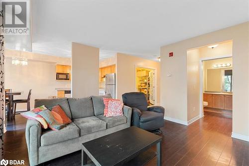 15 Heartwood Drive Unit# 107, Belleville, ON - Indoor Photo Showing Living Room