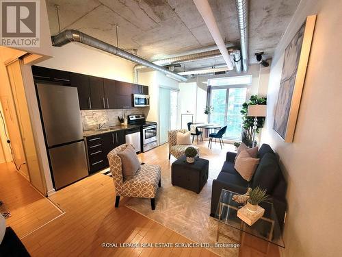 414 - 170 Sudbury Street, Toronto, ON - Indoor Photo Showing Kitchen