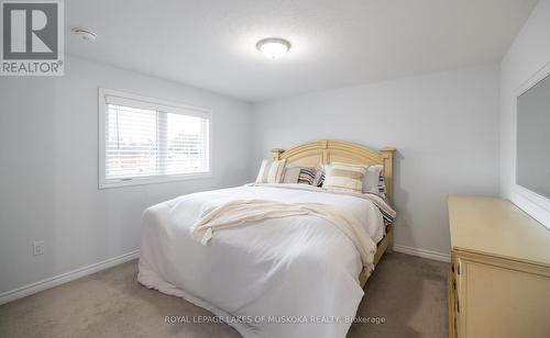 14 Henry Ball Court, Oro-Medonte, ON - Indoor Photo Showing Bedroom