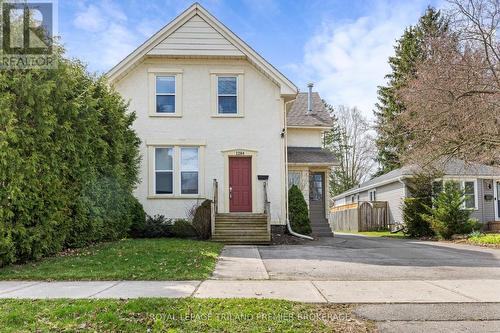 1284 Springbank Avenue, London, ON - Outdoor With Facade