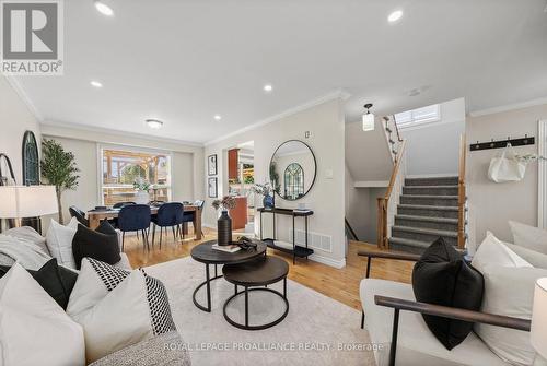 717 Carlisle Street, Cobourg, ON - Indoor Photo Showing Living Room