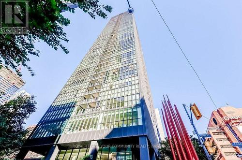 2202 - 110 Charles Street E, Toronto, ON - Outdoor With Facade