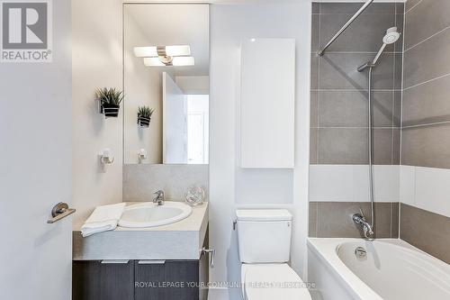 2202 - 110 Charles Street E, Toronto, ON - Indoor Photo Showing Bathroom