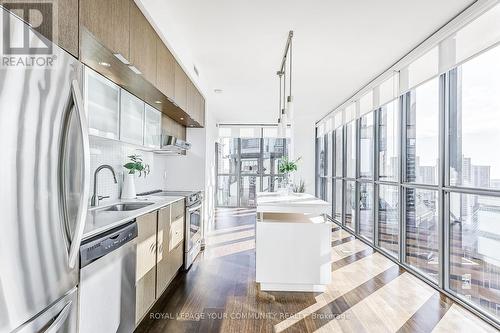 2202 - 110 Charles Street E, Toronto, ON - Indoor Photo Showing Kitchen With Upgraded Kitchen