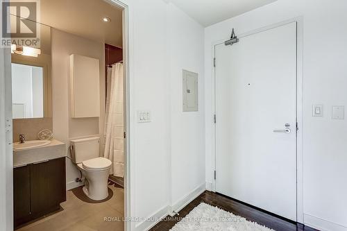 2202 - 110 Charles Street E, Toronto, ON - Indoor Photo Showing Bathroom