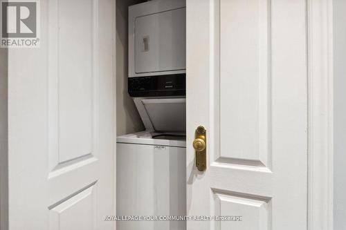 101 - 800 Spadina Road, Toronto, ON - Indoor Photo Showing Laundry Room