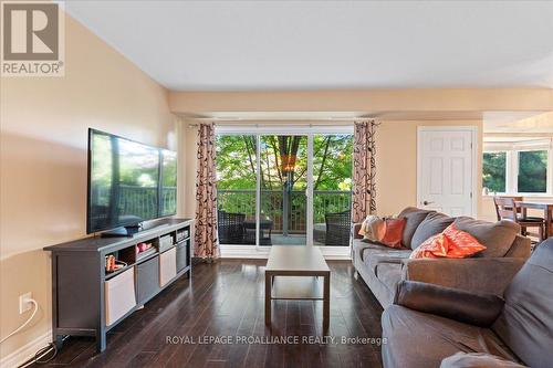 107 - 15 Heartwood Drive, Belleville, ON - Indoor Photo Showing Living Room