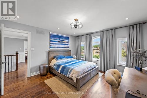 6 Magistrale Court, Richmond Hill, ON - Indoor Photo Showing Bedroom