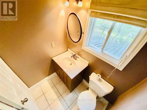 22 Doyle Drive, Barrie, ON - Indoor Photo Showing Bathroom