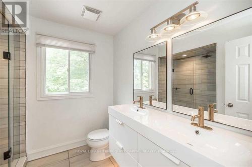 22 Doyle Drive, Barrie, ON - Indoor Photo Showing Bathroom