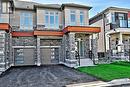 15 Schmeltzer Crescent, Richmond Hill, ON  - Outdoor With Facade 