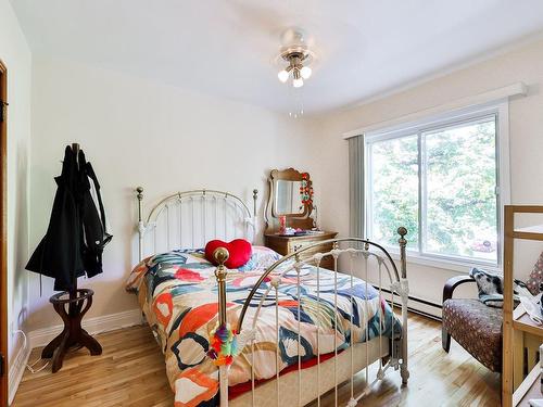 Chambre Ã Â coucher - 10462  - 10464 Rue Chambord, Montréal (Ahuntsic-Cartierville), QC - Indoor Photo Showing Bedroom