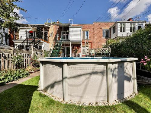 Piscine - 10462  - 10464 Rue Chambord, Montréal (Ahuntsic-Cartierville), QC - Outdoor