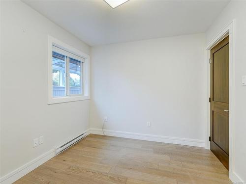 101-141 Bushby St, Victoria, BC - Indoor Photo Showing Other Room