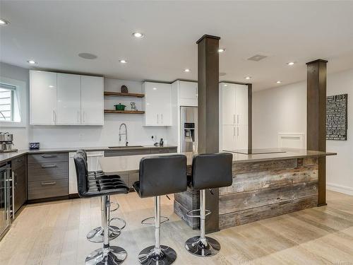 101-141 Bushby St, Victoria, BC - Indoor Photo Showing Kitchen With Upgraded Kitchen