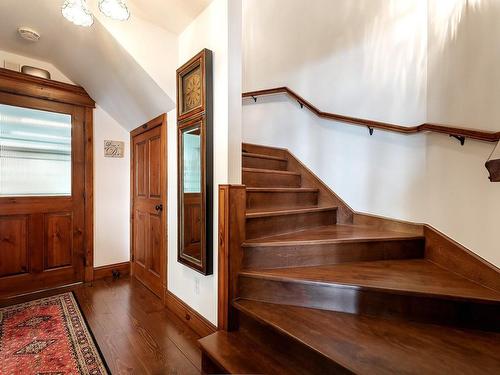 Staircase - 125 Rue Crépin, Salaberry-De-Valleyfield, QC - Indoor Photo Showing Other Room