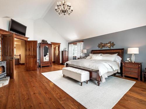 Master bedroom - 125 Rue Crépin, Salaberry-De-Valleyfield, QC - Indoor Photo Showing Bedroom