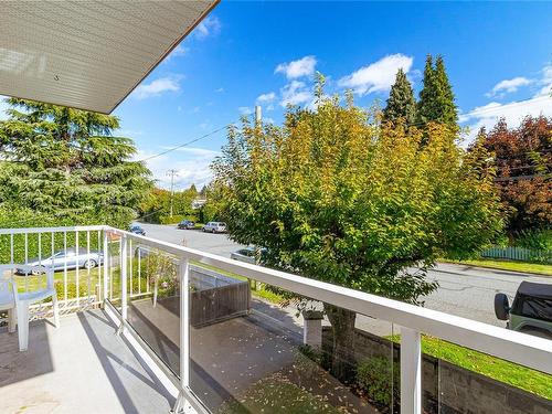 201-321 Mckinstry Rd, Duncan, BC - Outdoor With Balcony With Exterior