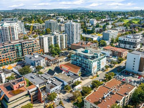 201-1030 Meares St, Victoria, BC - Outdoor With View