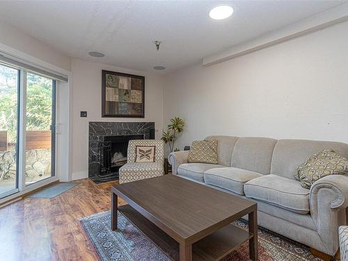 209-73 Gorge Rd West, Saanich, BC - Indoor Photo Showing Living Room With Fireplace