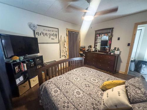 108 Renison Street, Nipigon, ON - Indoor Photo Showing Bedroom