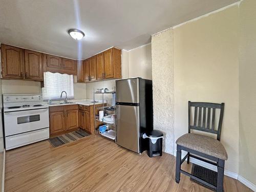 96 Front Street, Nipigon, ON - Indoor Photo Showing Kitchen