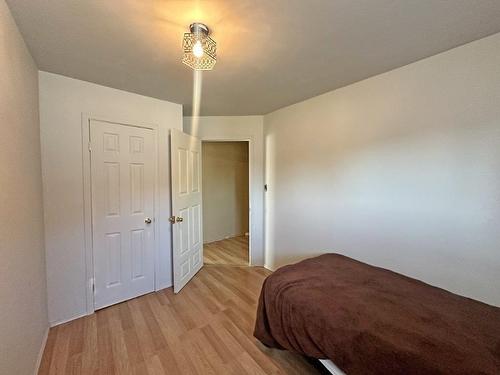 96 Front Street, Nipigon, ON - Indoor Photo Showing Bedroom