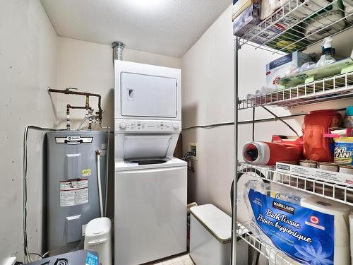 311-1120 Hugh Allan Drive, Kamloops, BC - Indoor Photo Showing Laundry Room