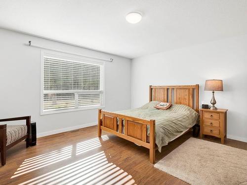 6394 Barnhartvale Road, Kamloops, BC - Indoor Photo Showing Bedroom