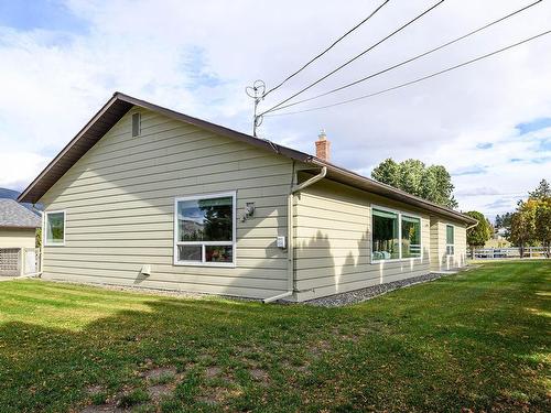 6394 Barnhartvale Road, Kamloops, BC - Outdoor With Exterior