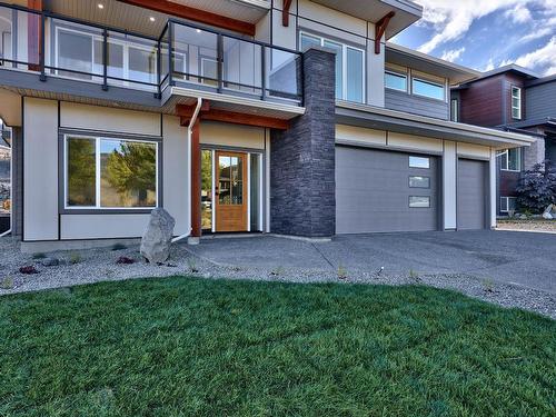 240 Holloway Drive, Kamloops, BC - Outdoor